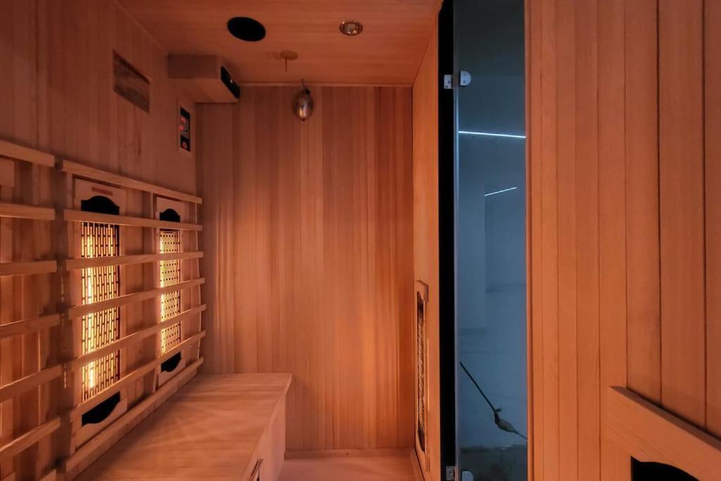 A O G Prestige Relax Max Spa Sauna Algolsheim Exterior photo
